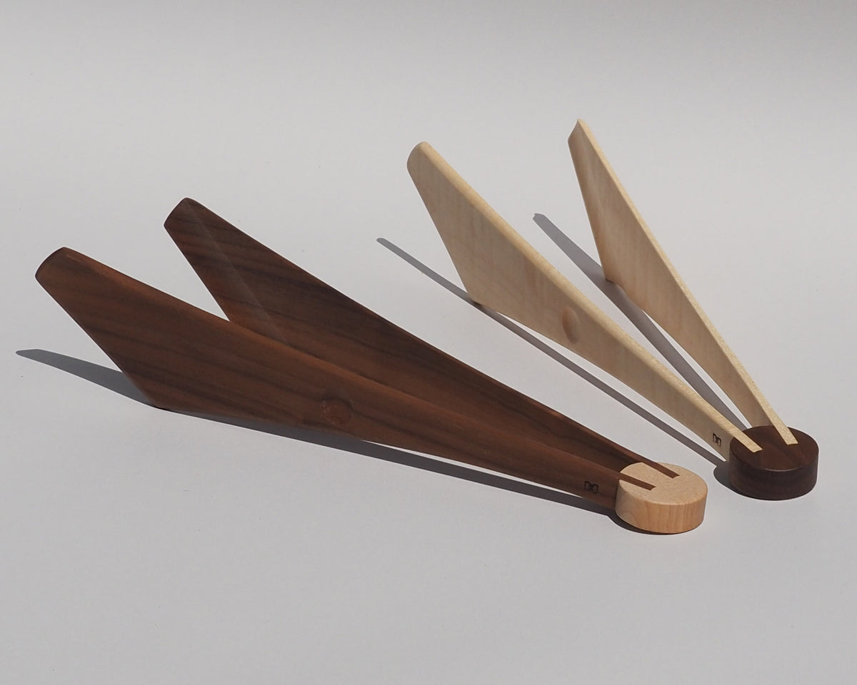 Tongs