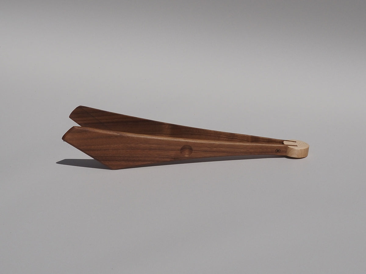 Tongs