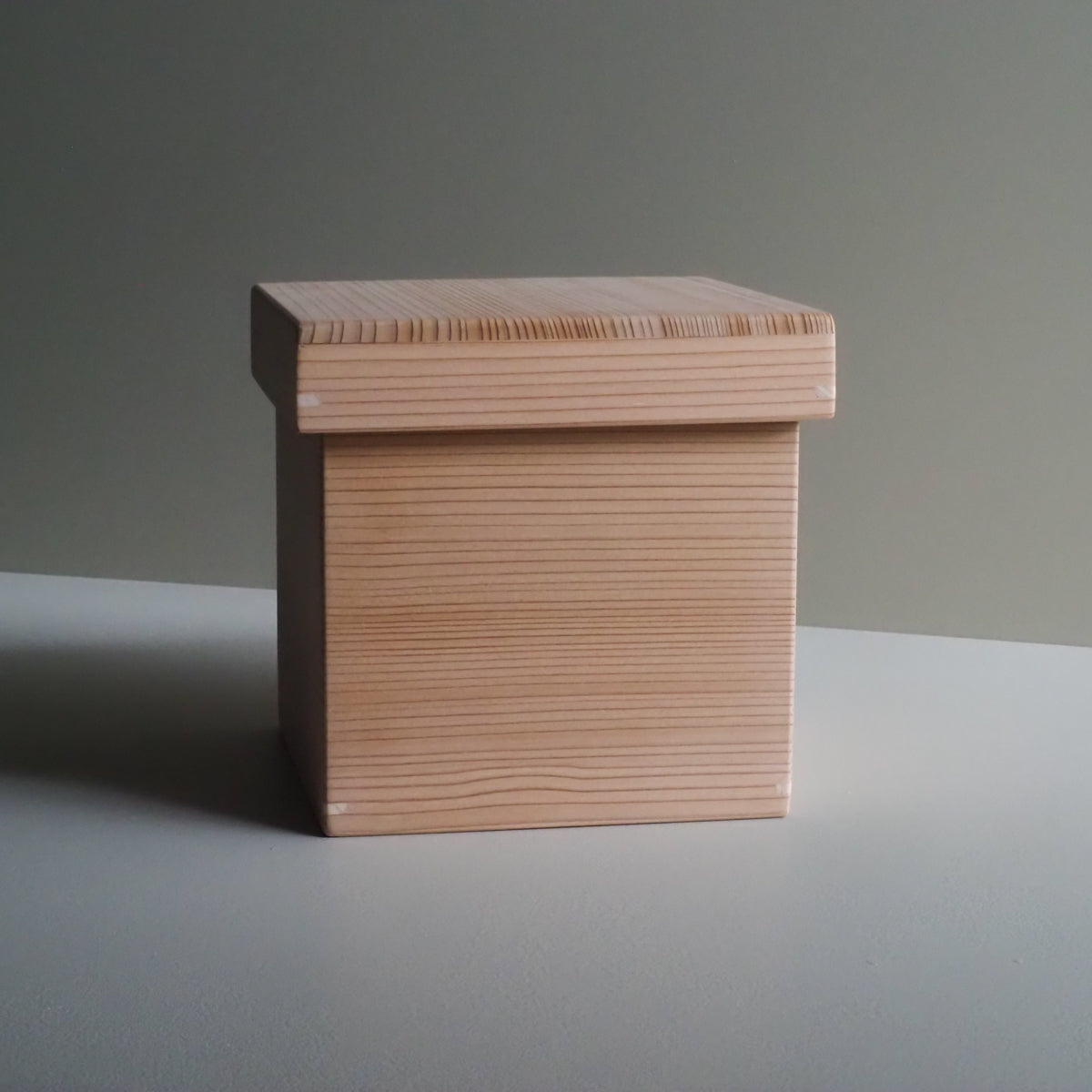 Sugi Box