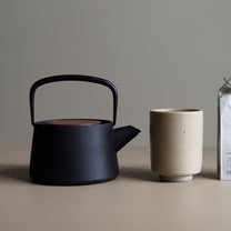 Tetu Teapot &amp; Yunomi Set